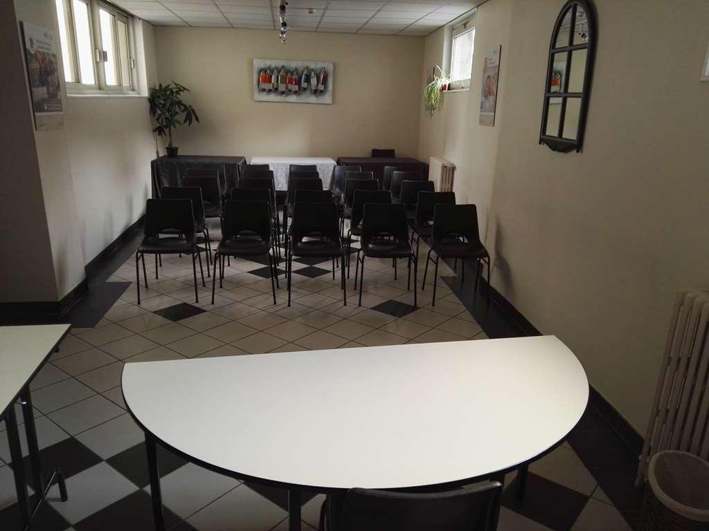 Campanile Grenoble Centre Gare Hotel Facilities photo